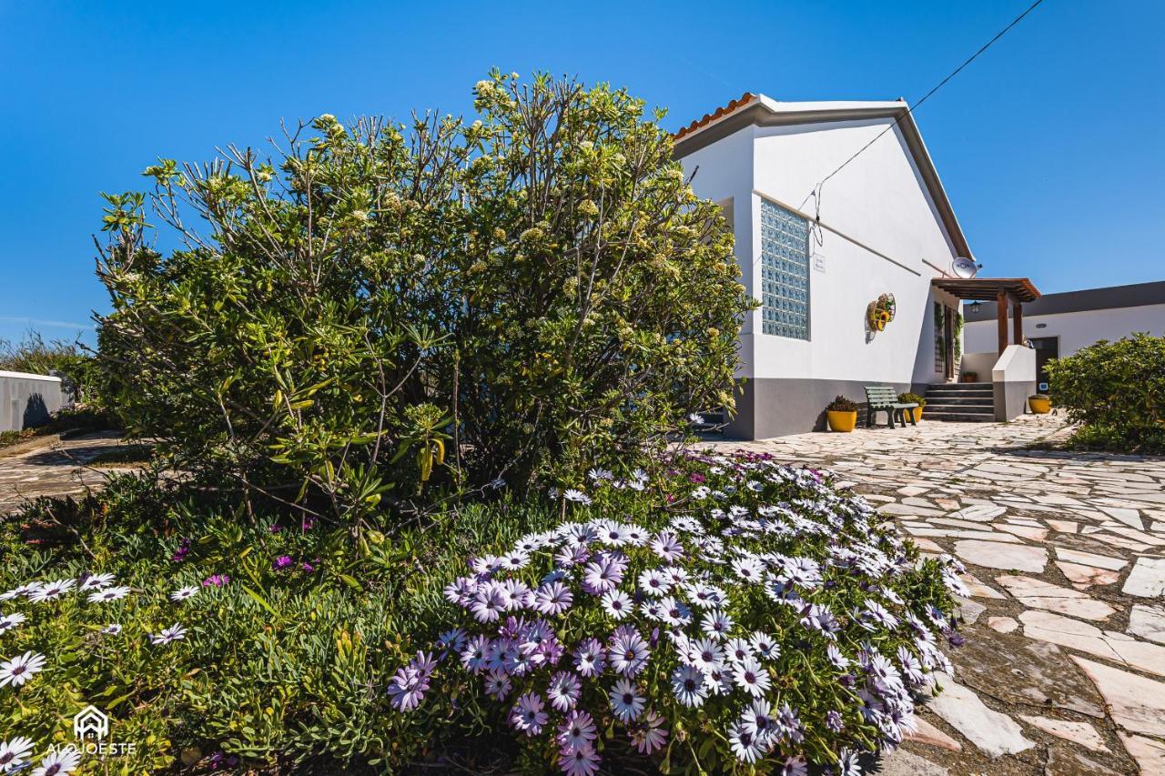 Casa A Beira Mar - Countryhouse With Ocean View Sao Pedro da Cadeira Экстерьер фото