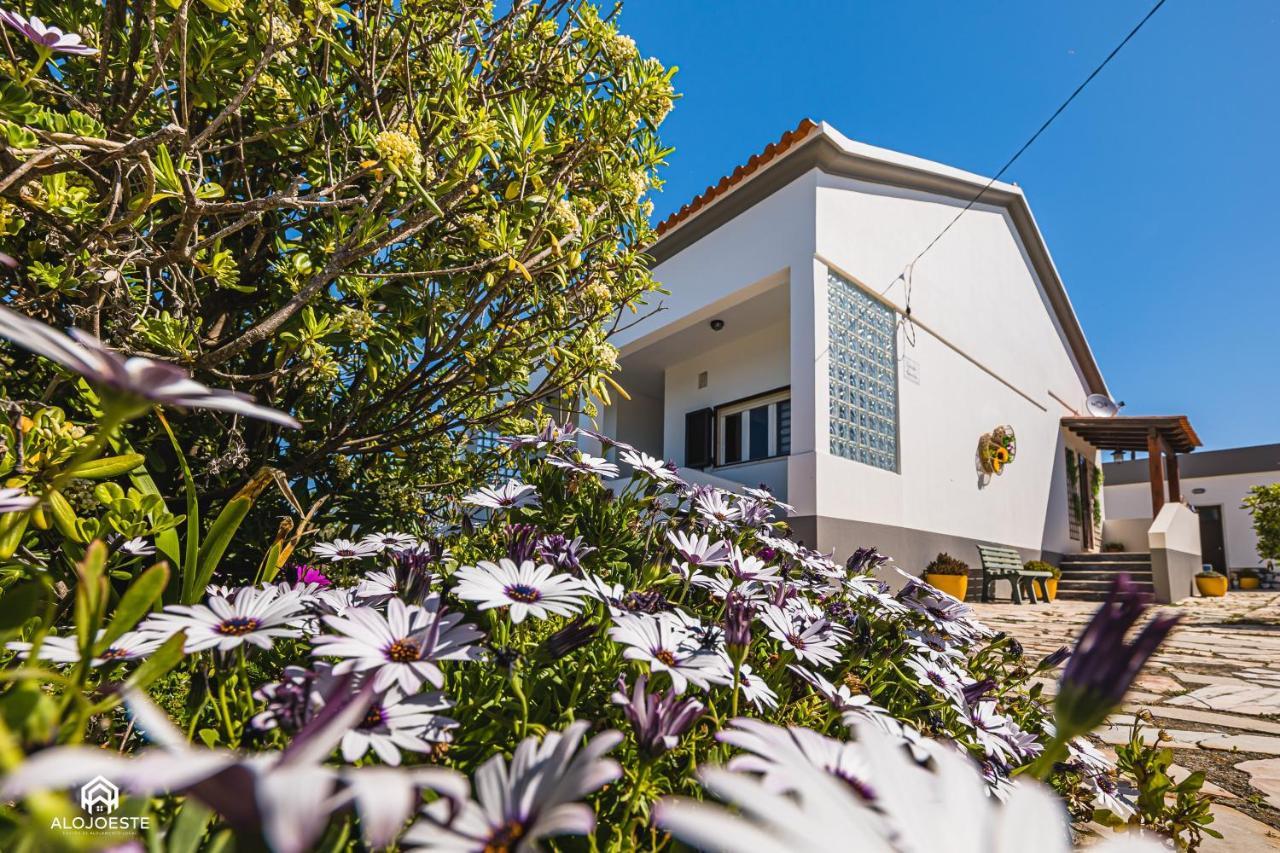 Casa A Beira Mar - Countryhouse With Ocean View Sao Pedro da Cadeira Экстерьер фото